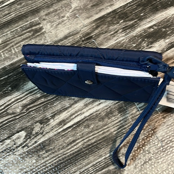Vera Bradley RFID Smartphone Wristlet in Navy NWT - Picture 3 of 8